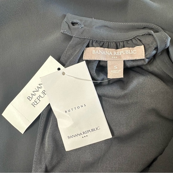 NWT Banana Republic Charcoal Gray Chiffon Halter Top Blouse. Size Small - Picture 7 of 13